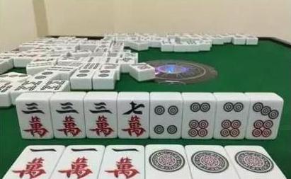 打麻将猜牌实用思路与判断方法-棋牌评测网